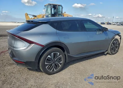 2024 Kia Ev6 Light from USA, damaged, VIN KNDC34LA4R5219205